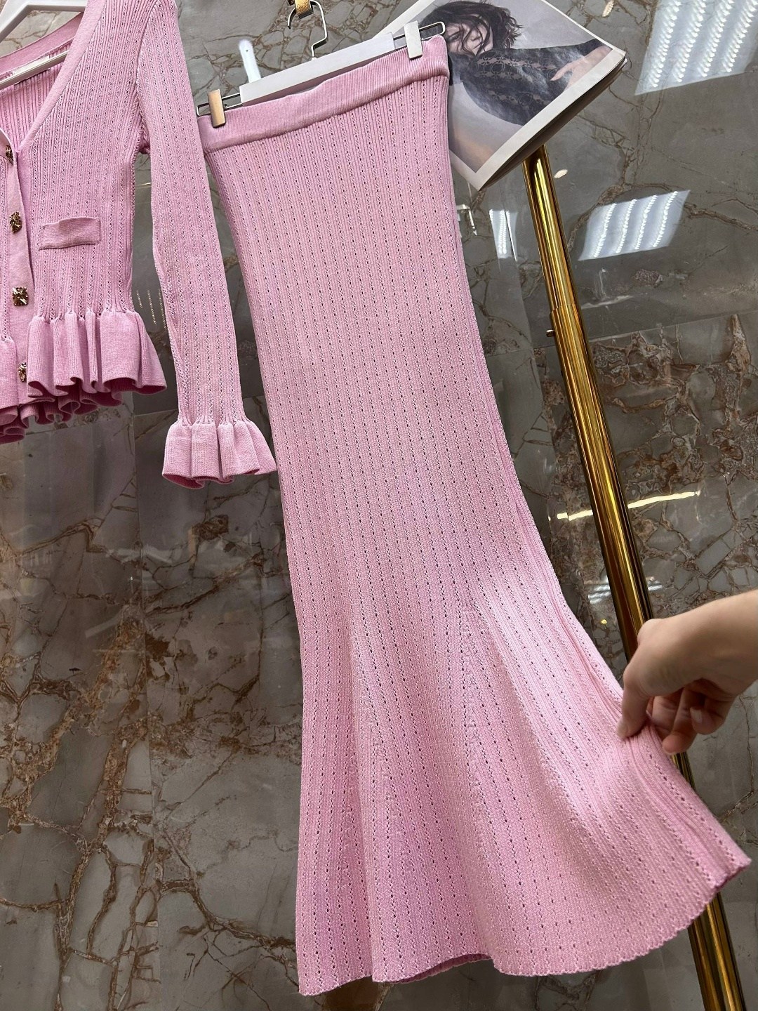 вязаные костюмы,вязаный костюм с юбкой,трикотажный костюм женский,костюм женский с юбкой,костюм трикотажный с юбкой