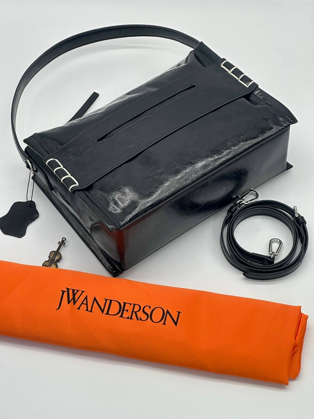 сумка,сумка женская,женская лакированная сумка,сумка классическая,кожаная сумка