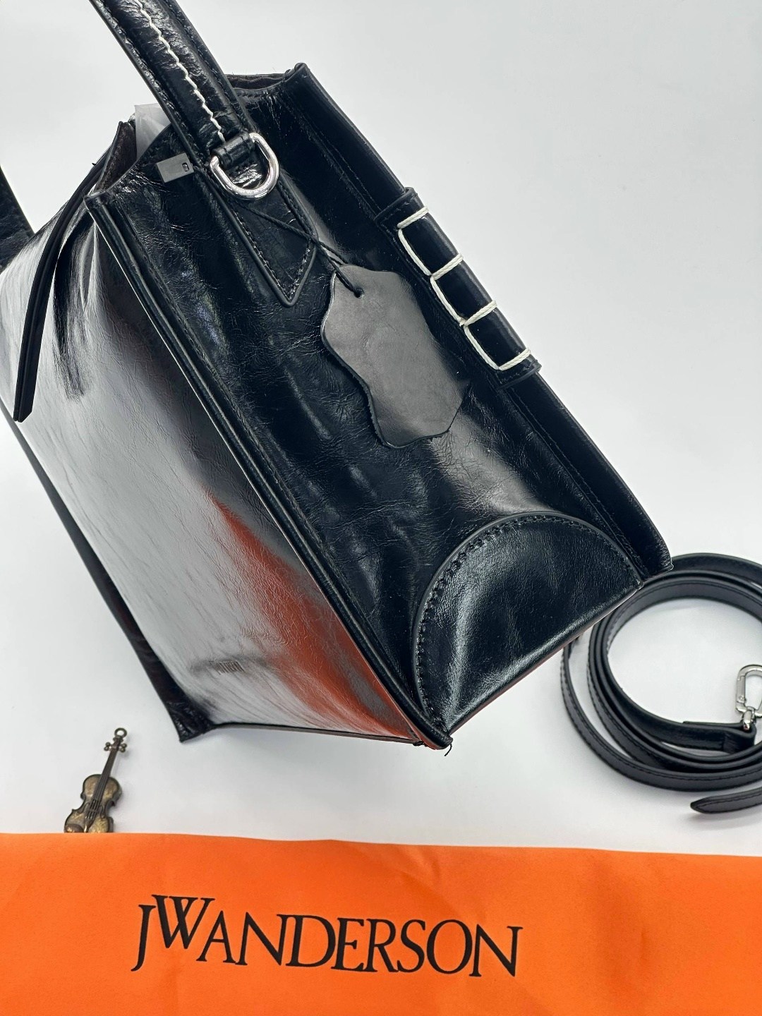 сумка,сумка женская,женская лакированная сумка,сумка классическая,кожаная сумка