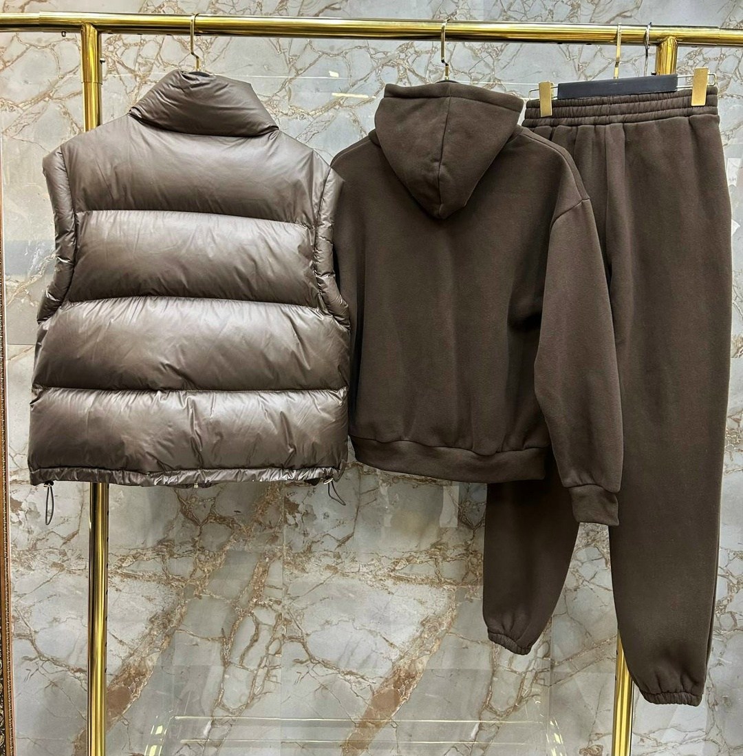 костюм тройка женский с жилетом спортивный,костюм женский спортивный теплый тройка с жилетом,костюм тройка монклер,костюм женский спортивный тройка с жилетом утепленный,спортивный костюм тройка с жиле