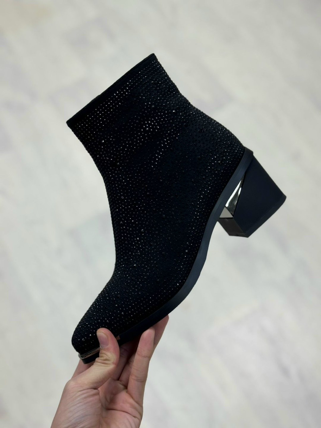 полусапожки женские со стразами, женская,ботильоны женские,,модные ботильоны