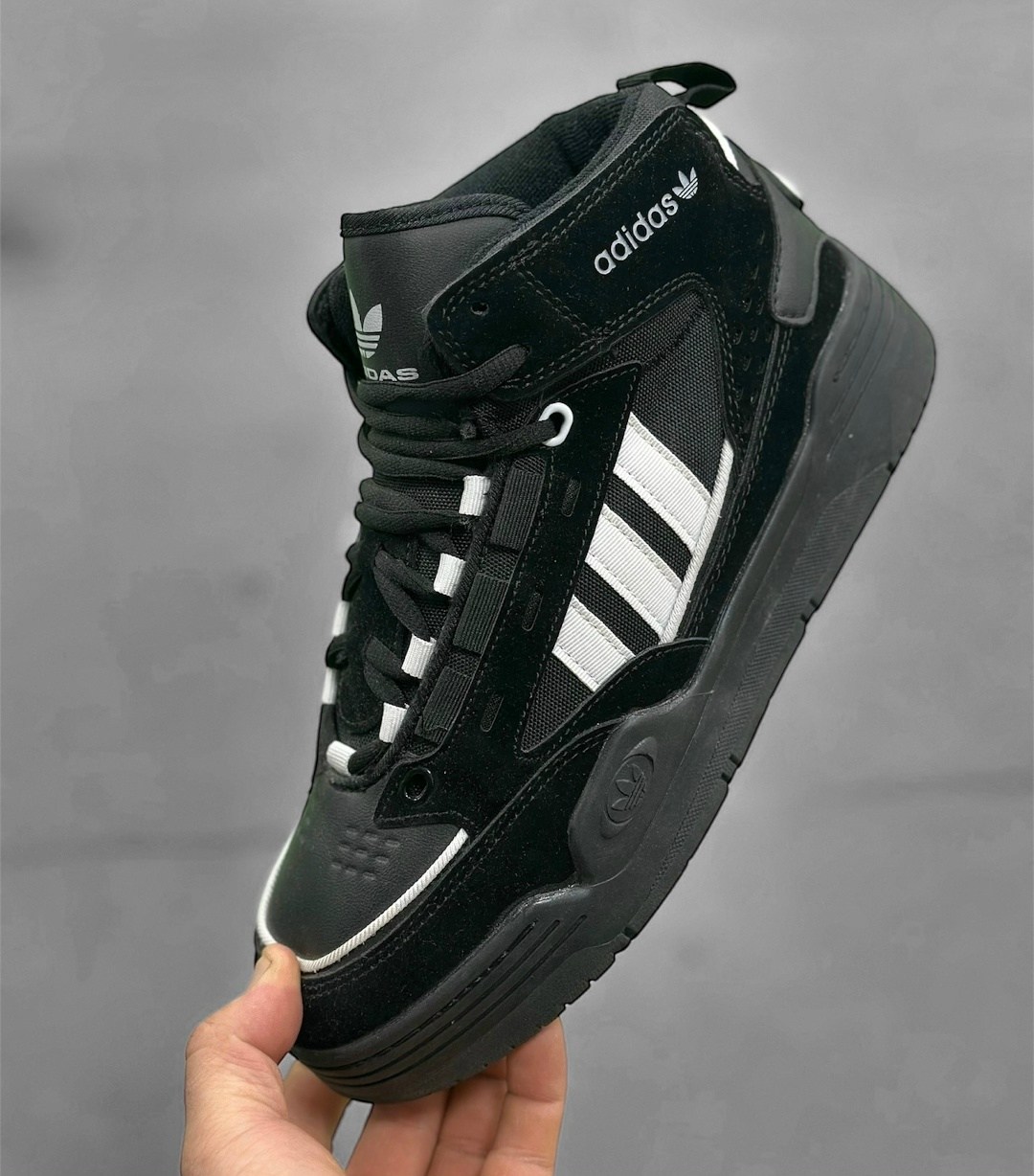 зимние кроссовки adidas niteball ii hi,зимние кроссовки adidas,кроссовки adidas,кроссовки adidas adi 2000,зимние кроссовки adidas niteball ii hi цвет серый