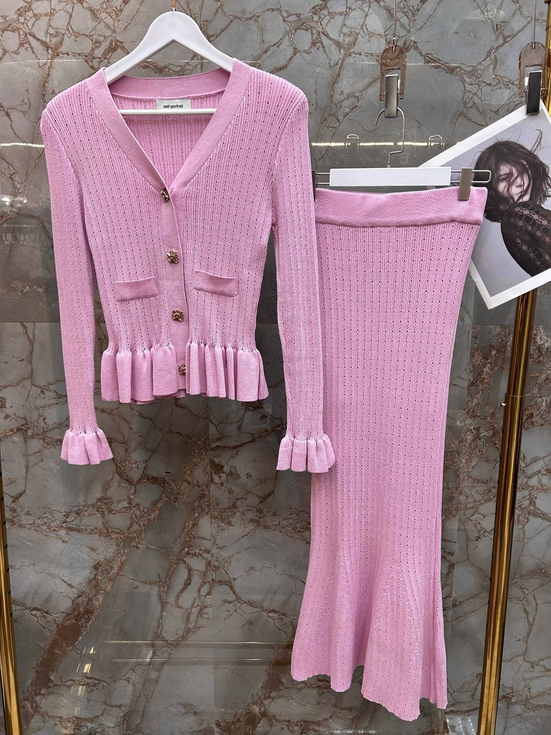 вязаные костюмы,вязаный костюм с юбкой,трикотажный костюм женский,костюм женский с юбкой,костюм трикотажный с юбкой