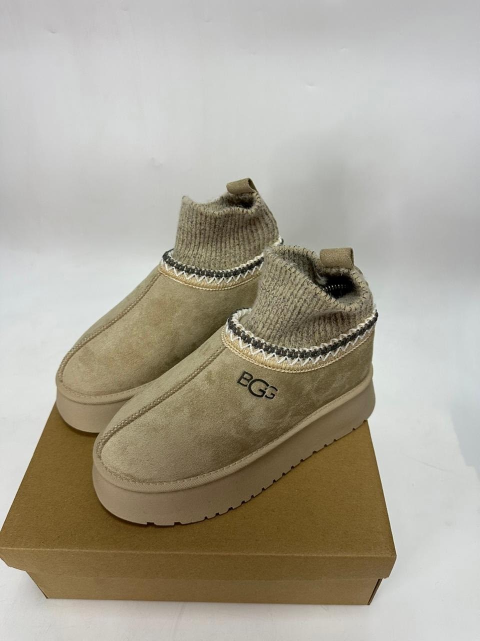 угги зимние tazz platform knit цвет светло-коричневый,женские угги,угги женские ugg,,угги зимние женские короткие на платформе с носочком elturmoda