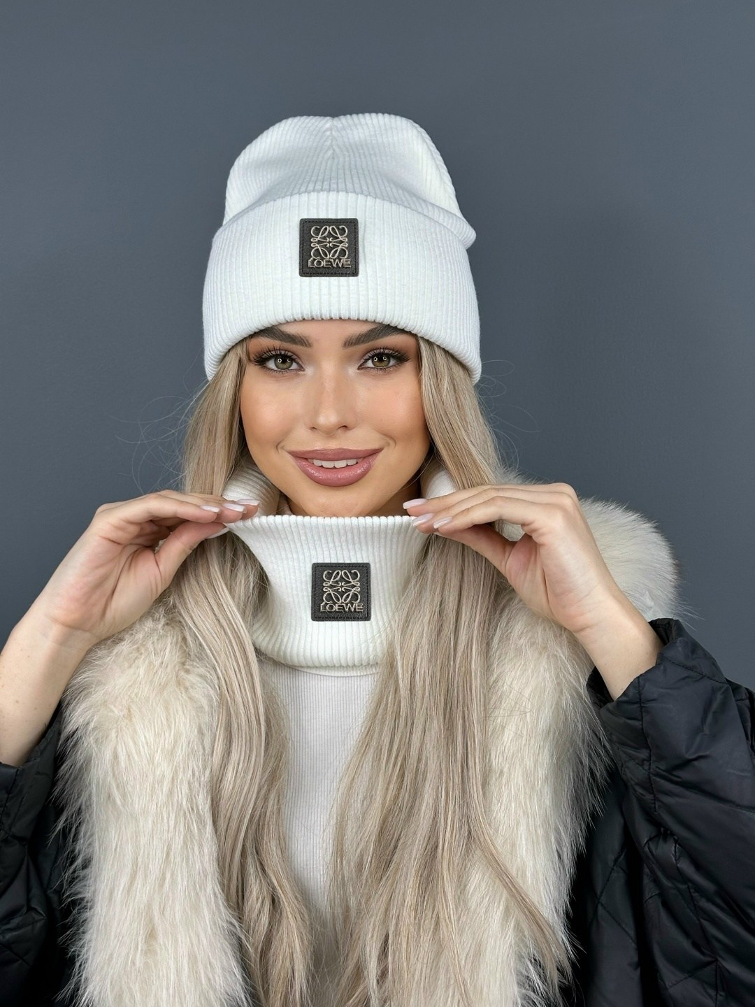 вязаная шапка,шапка бини,шапка,голубая шапка,шапка модная