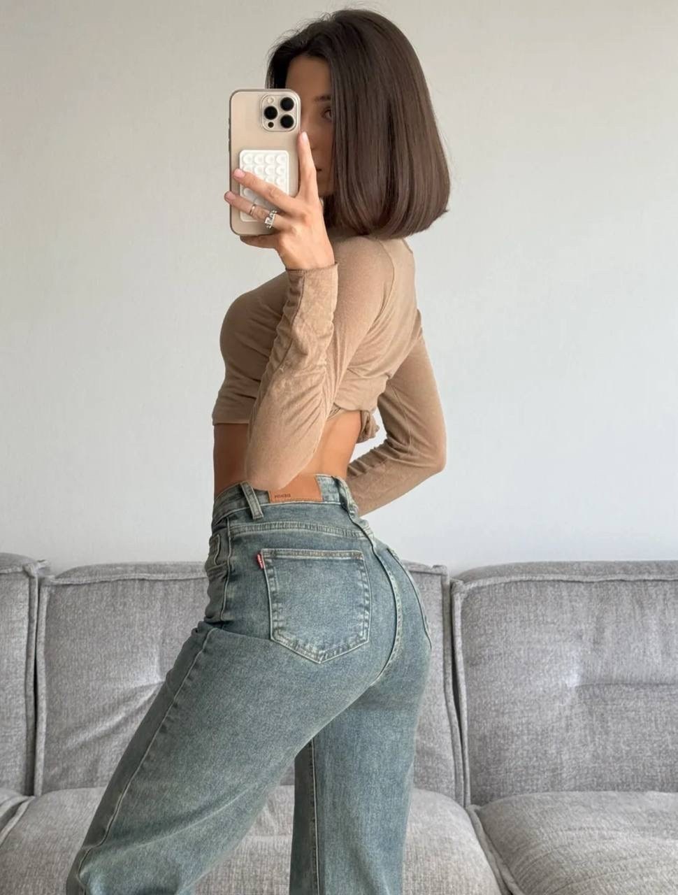 широкие джинсы,женские джинсы,голубые джинсы,женская кофта,хлопковые джинсы