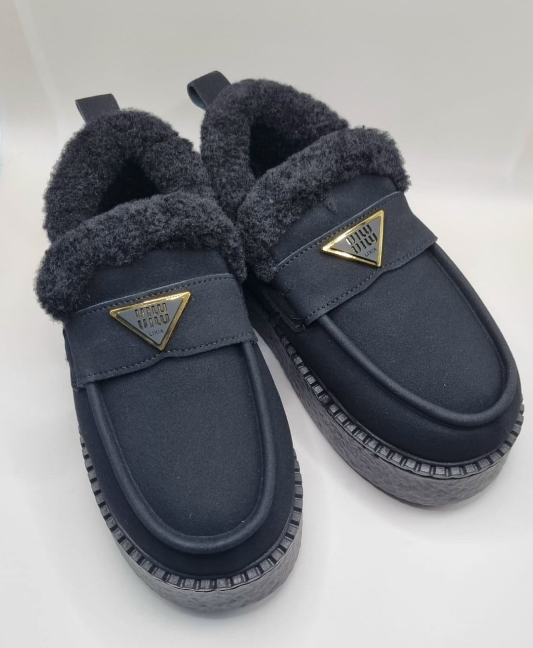 ,женская ,лоферы prada,угги короткие,женские зимние лоферы prada