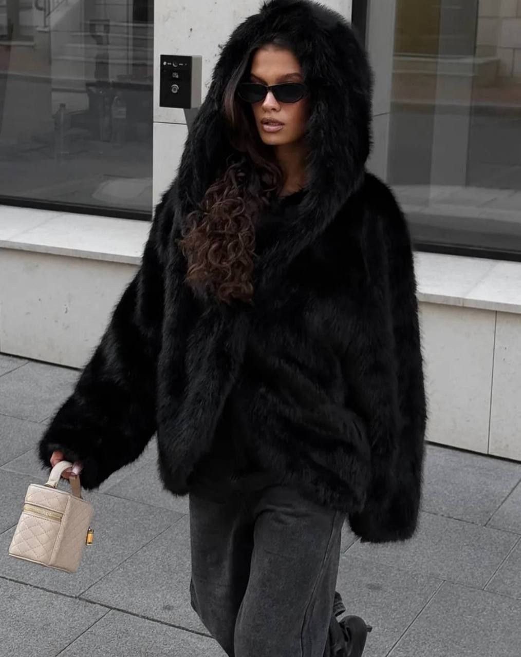 шуба стиль,шуба,шуба женская из искусственного меха,шубка с капюшоном,шуба с капюшоном