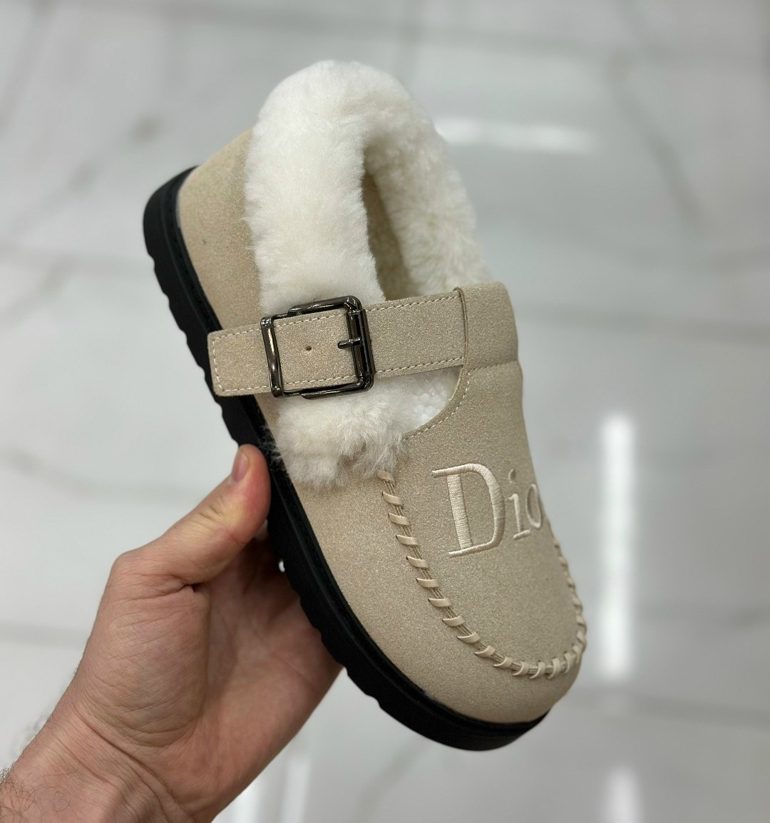 ,слипоны женские в стиле birkenstock,угги женские зимние с мехом,женская ,макасины miu miu зимние на меху