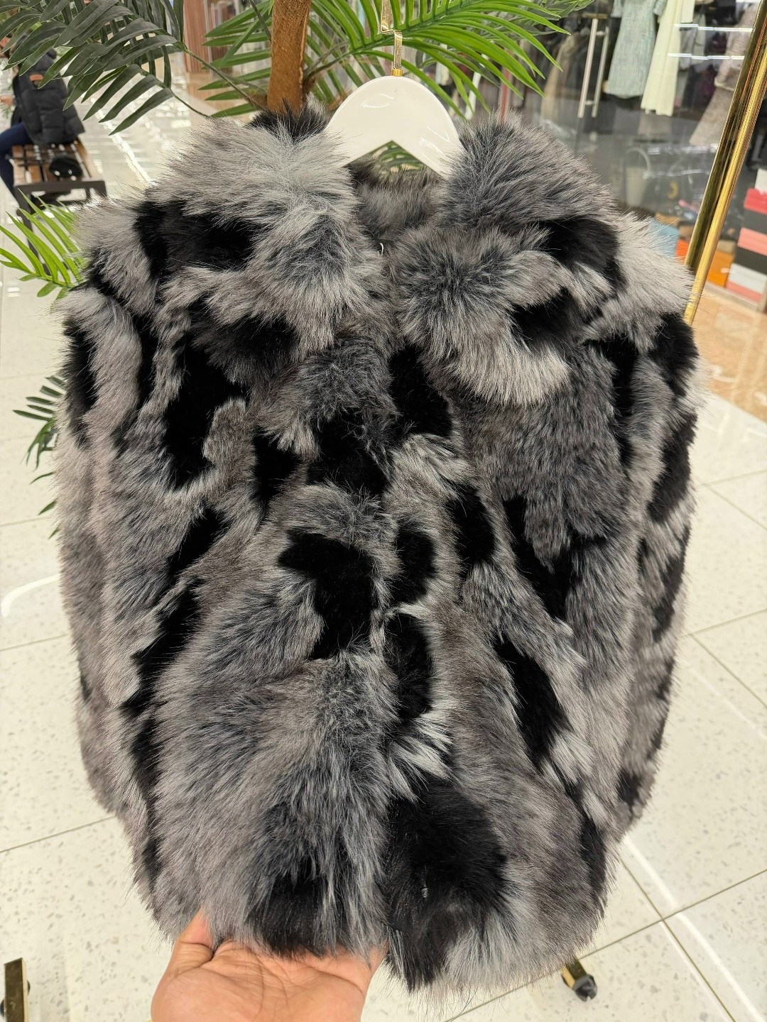 меховая куртка,женская шуба,шуба из натурального меха,меховое пальто,куртка из искусственного меха