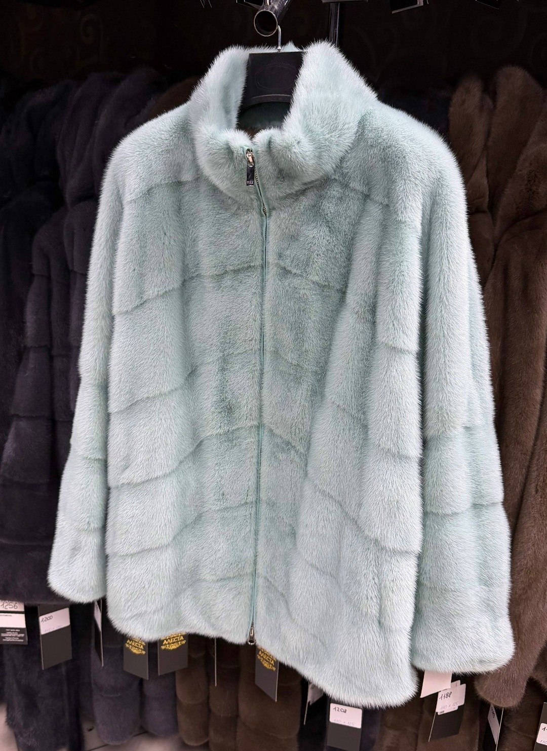 шуба норковая,шуба норка,шубка,короткая норковая шуба,шуба женская