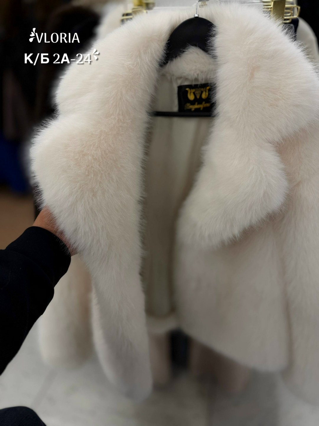 женская шуба,женская куртка из искусственного меха,шубка,меховая куртка,куртка из искусственного меха