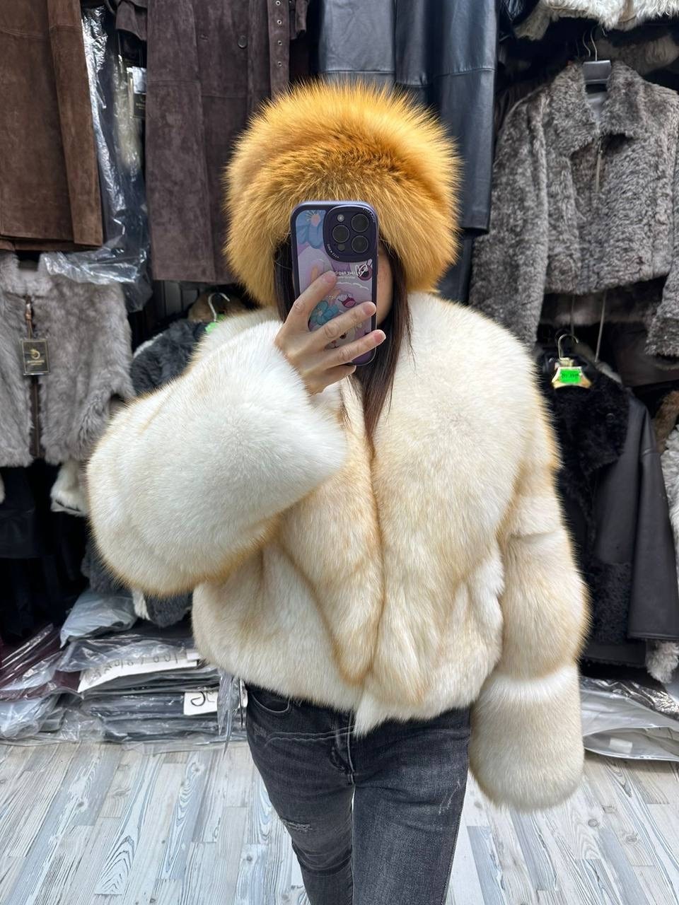 женская шуба из натурального лисьего меха,женская меховая куртка из натурального лисьего меха,женская короткая толстая теплая зимняя шуба из натурального лисьего меха,женское пальто из натурального ли