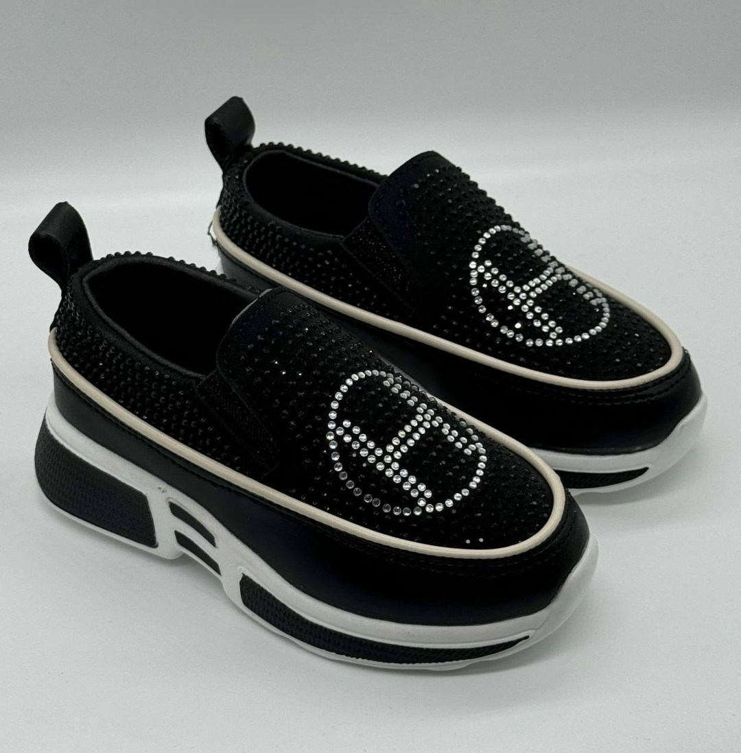 ,женская ,женские лоферы,модели обуви,брендовая