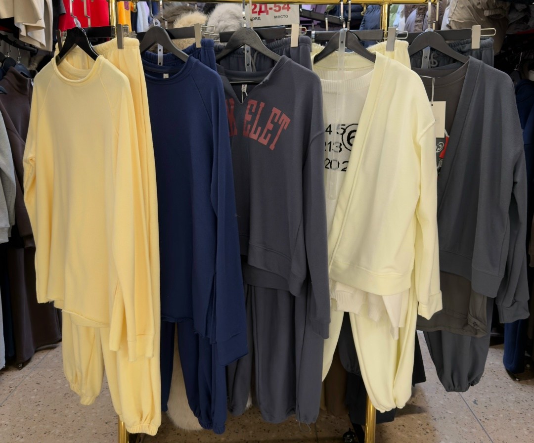 костюмы двойки,женские спортивные костюмы,спортивные костюмы,женские костюмы,костюм тройка