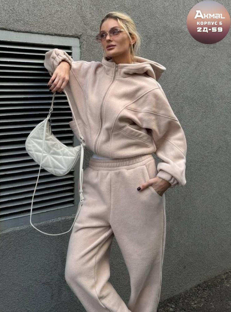 костюм женский на флисе,спортивные костюмы женские на флисе,костюм женский теплый,теплый костюм,костюмы спортивные женские