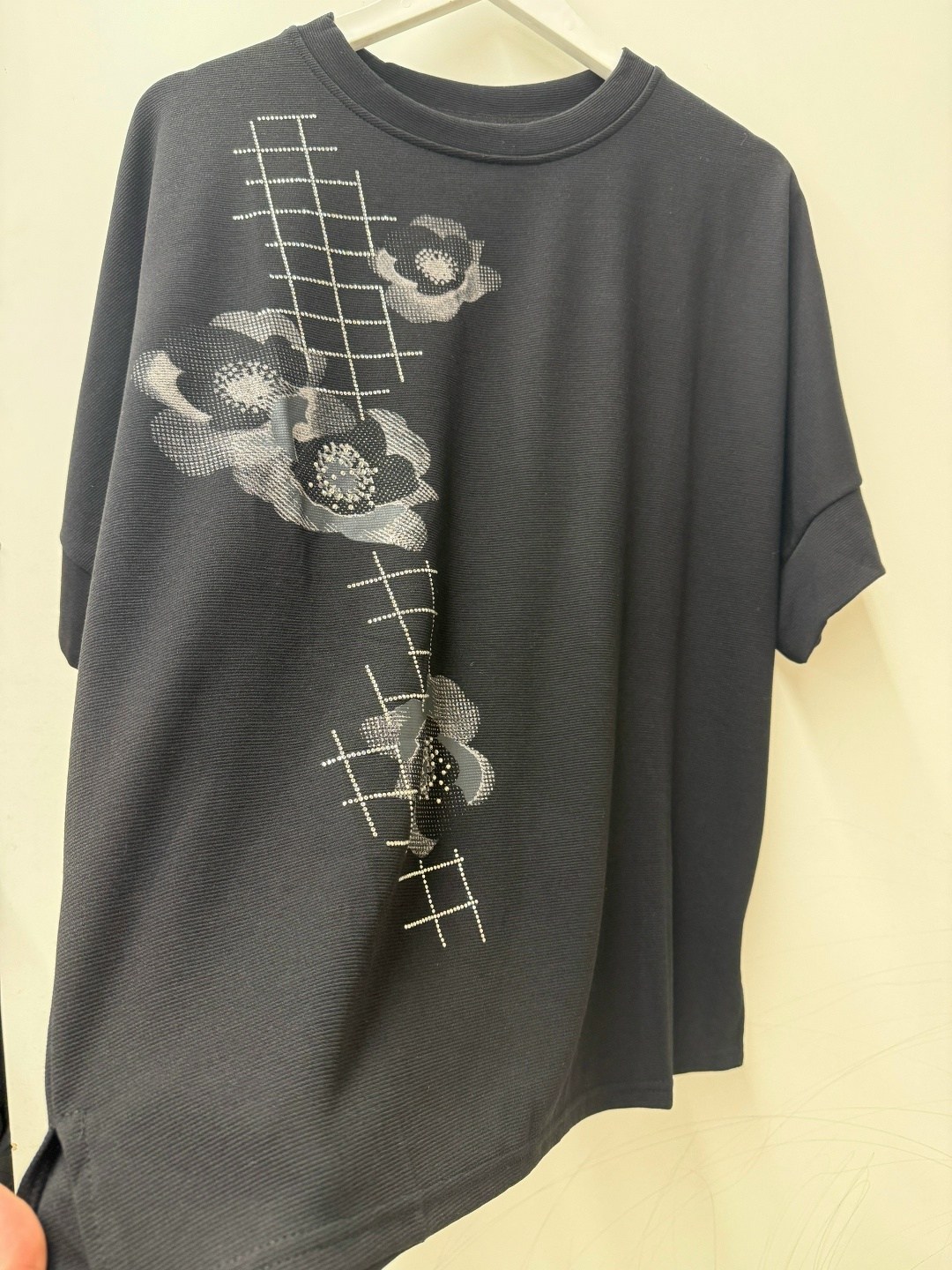 женская футболка,футболка,принт футболки,универсальные футболки