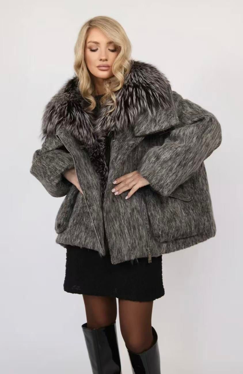 пуховик с мехом,куртка с мехом,пуховик с чернобуркой,женская зимняя куртка,куртка с натуральным мехом