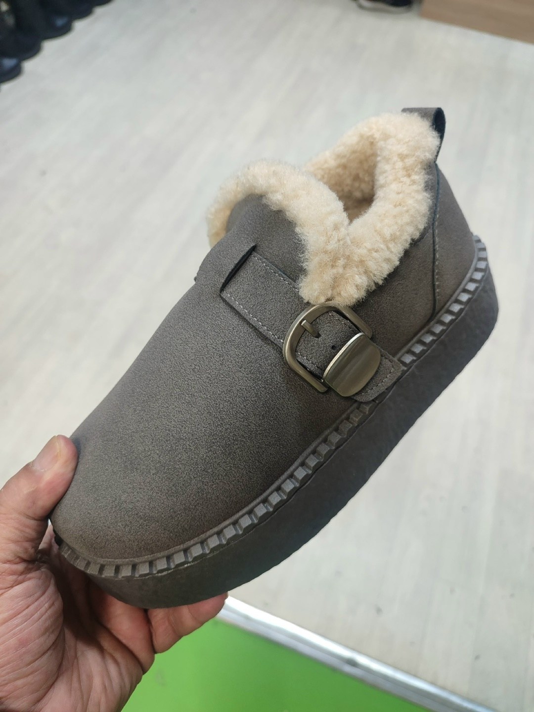 ,зимняя ,женская зимняя ,угги замш,теплая