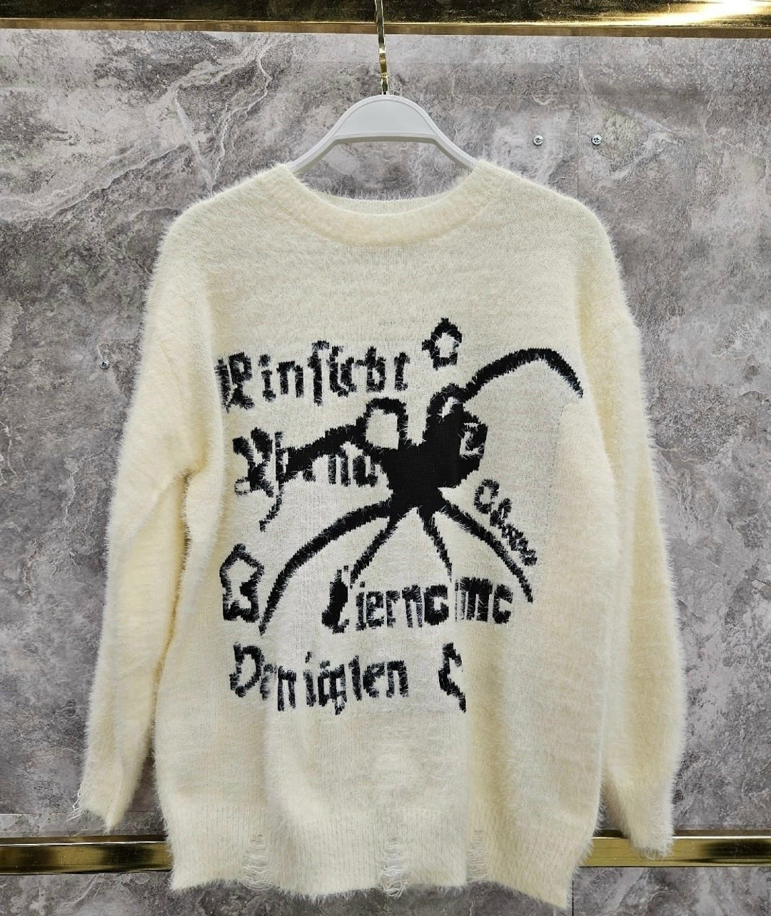 свитер с принтом,свитер,женский свитер,вязаные свитера женские,вязаные свитера