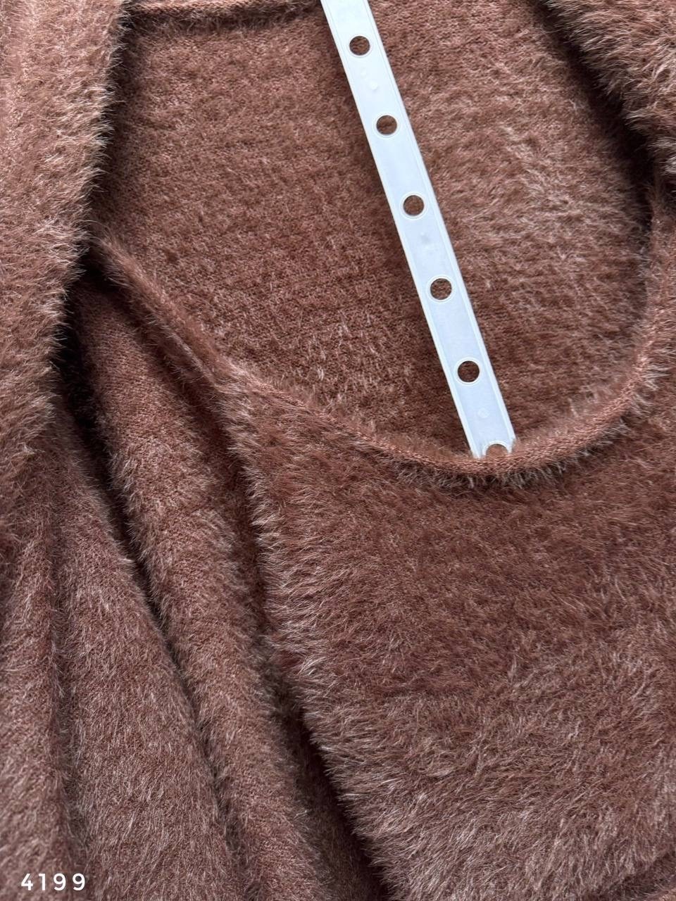 вязаное платье,платье свитер,платье свитер с вырезом,джемпер оверсайз,костюм вязаный с юбкой