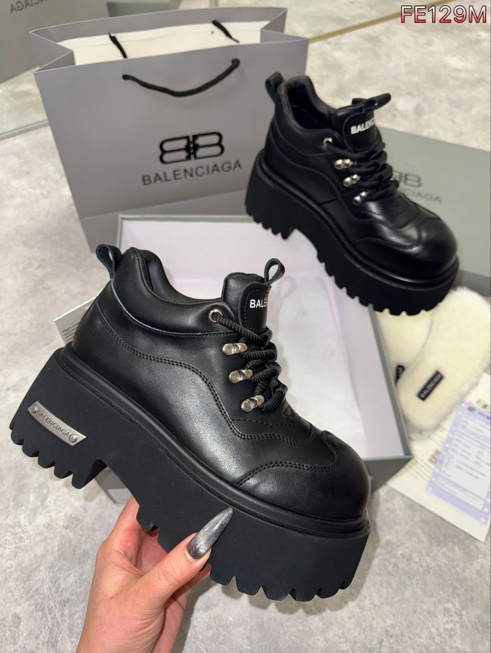 ,ботинки женские, женская,модные ботинки, на платформе