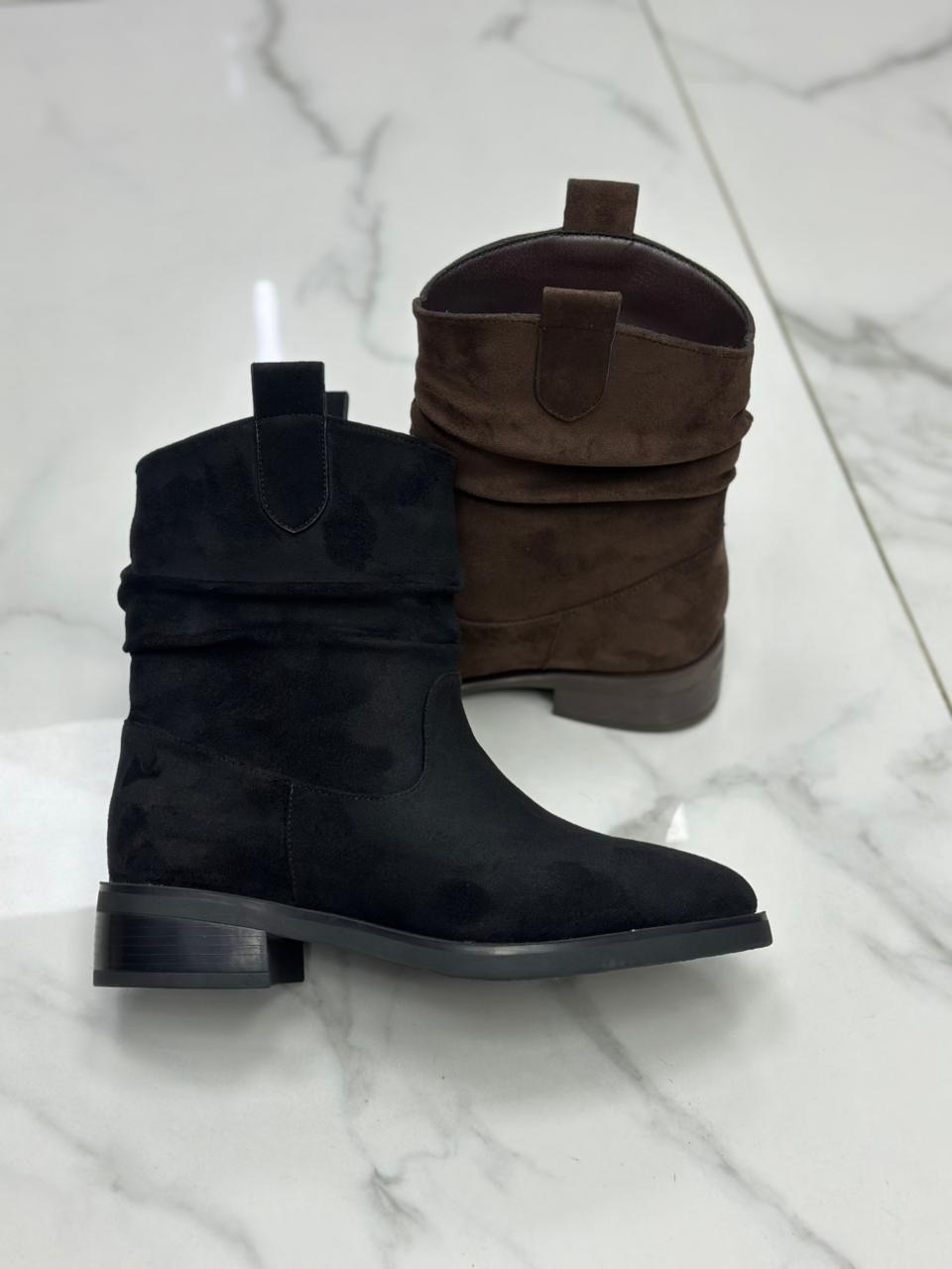 ботинки казаки замшевые демисезонные,,ботинки казаки замшевые,женские ботильоны,ботинки казаки замшевые на каблуке