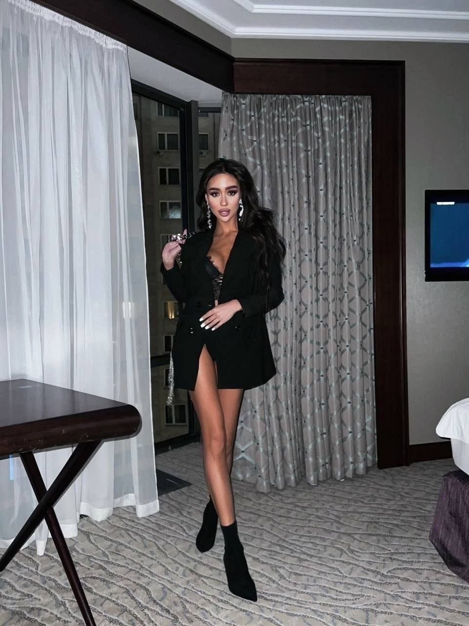 платье пиджак с бахромой,пиджак платье женский,shein bae платье-пиджак с лацканами со стразами с бахромой,платье-пиджак,платье пиджак с перьями