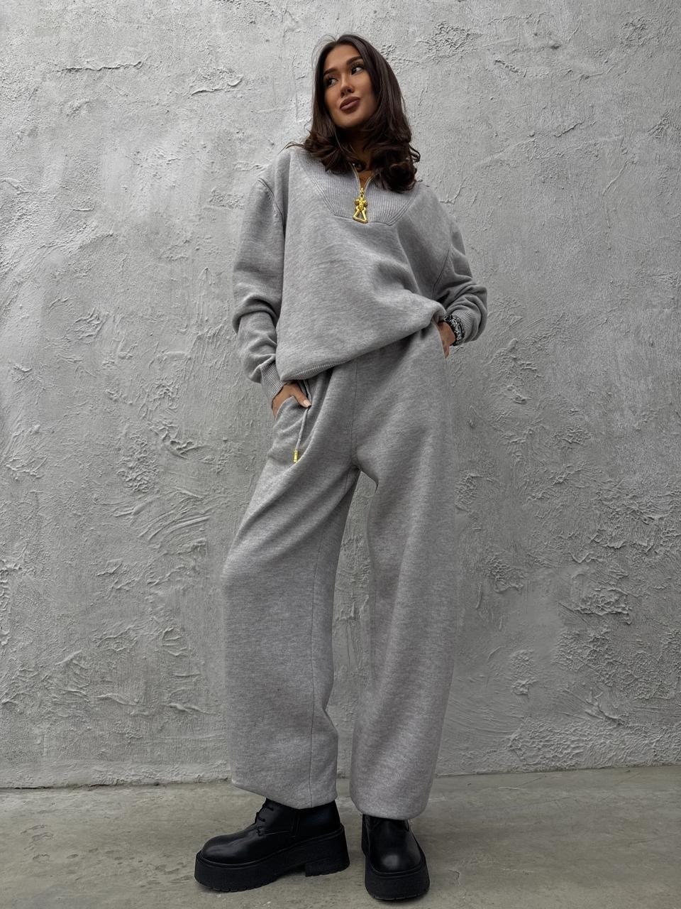 вязаные костюмы,костюм белый,женский костюм,спортивные костюмы,женский костюм на флисе