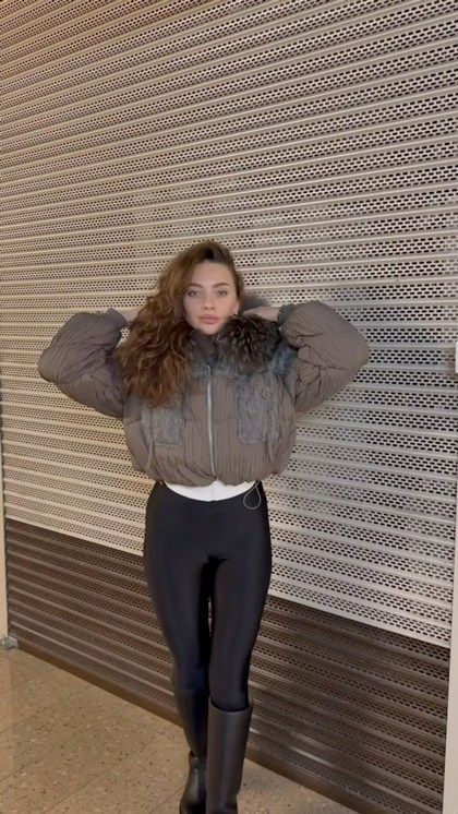 женский пуховик с натуральным мехом,куртка пуховик с натуральным мехом,куртка с натуральным мехом,пуховики с мехом,пуховик с натуральным мехом