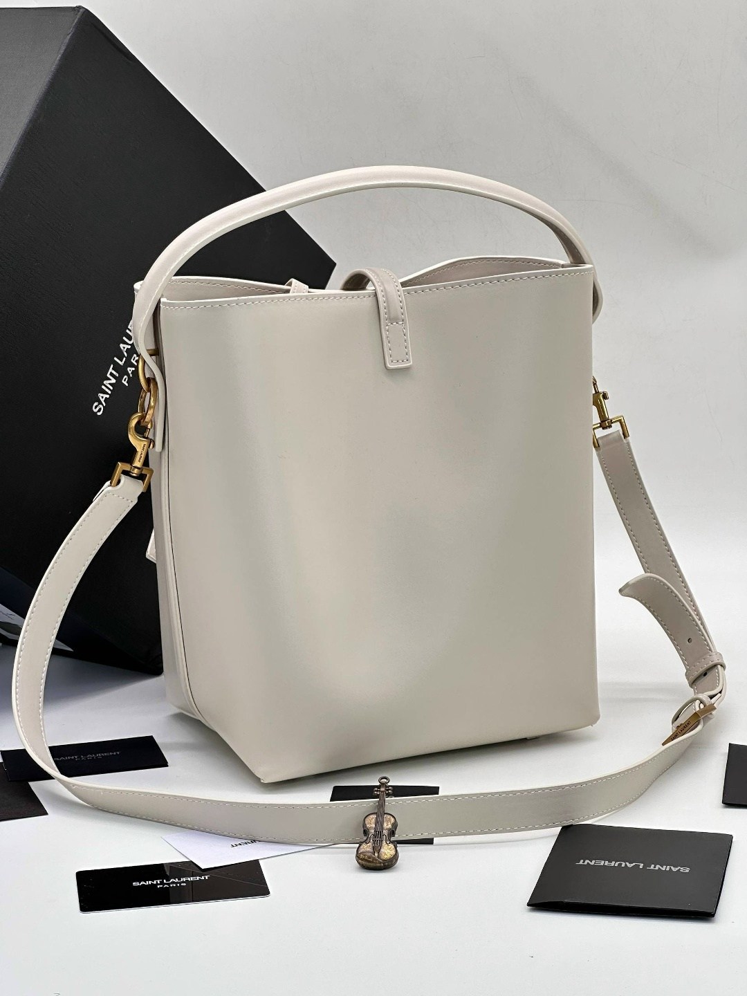 сумка,женская сумка yves saint laurent,сумка женская,сумка yves saint laurent,элегантная сумка