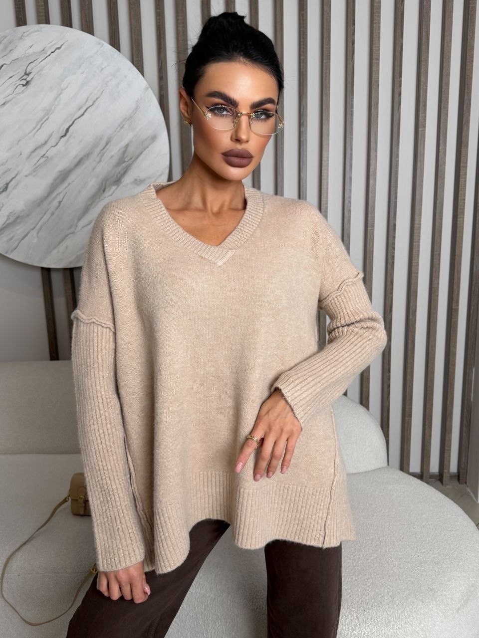 бежевый джемпер,свитер удлиненная,свитер женский,свитер бежевый,женская кофта