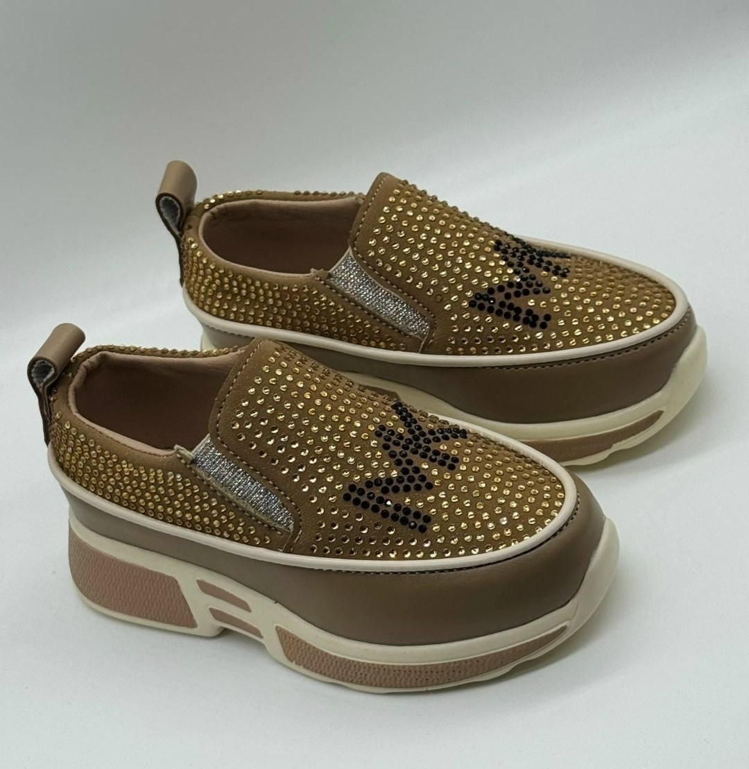 ,женская ,женские лоферы,модели обуви,брендовая