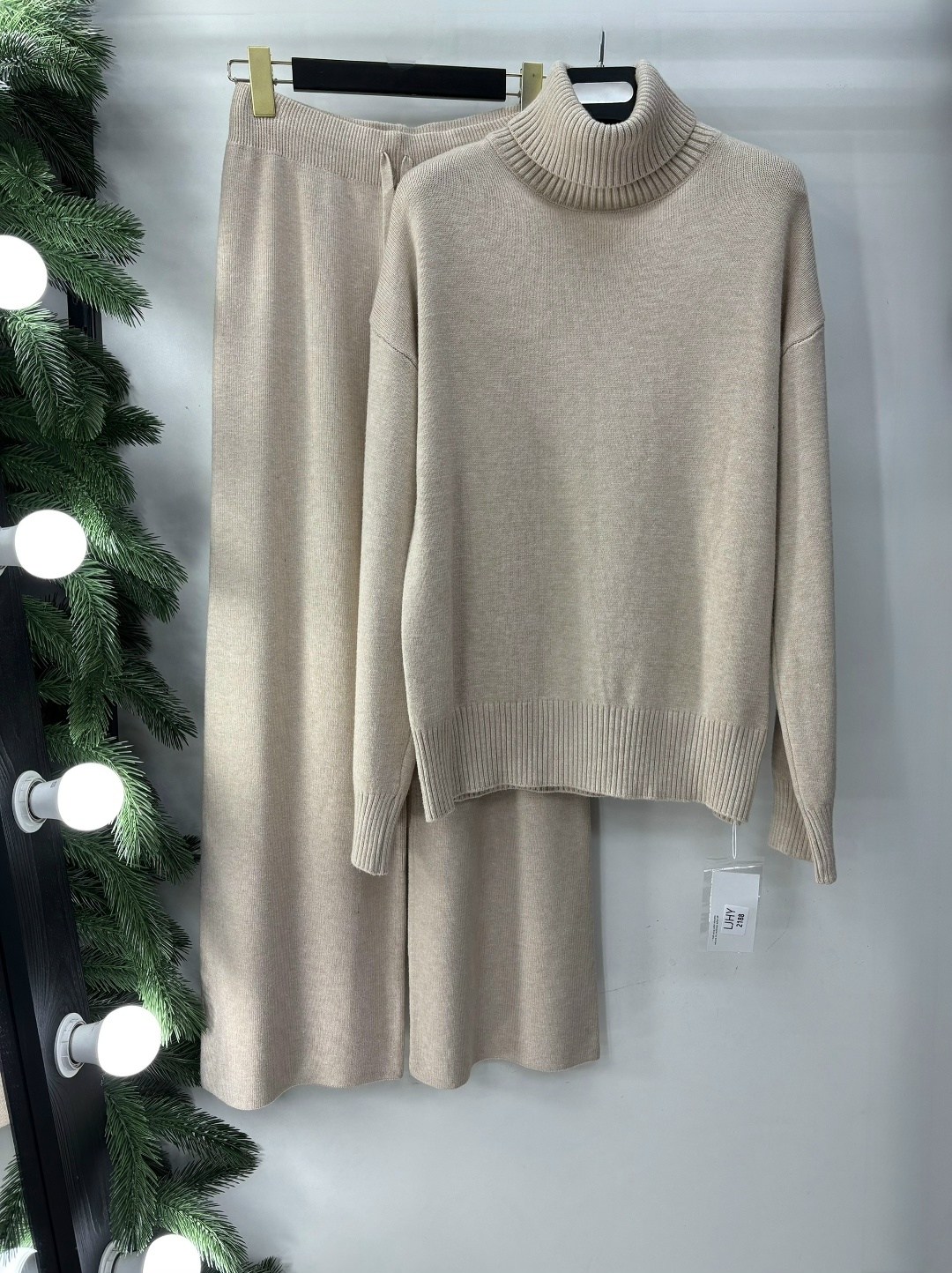 трикотажные костюмы,стильные костюмы,костюмы брючный,костюм с брюками,костюм повседневный