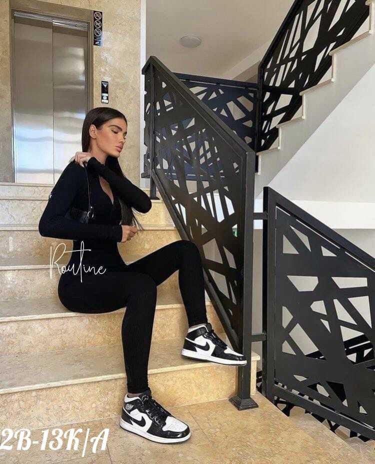 женские комбинезоны,комбинезон на флисе,стильный женский комбинезон,брючный комбинезон,обтягивающий комбинезон