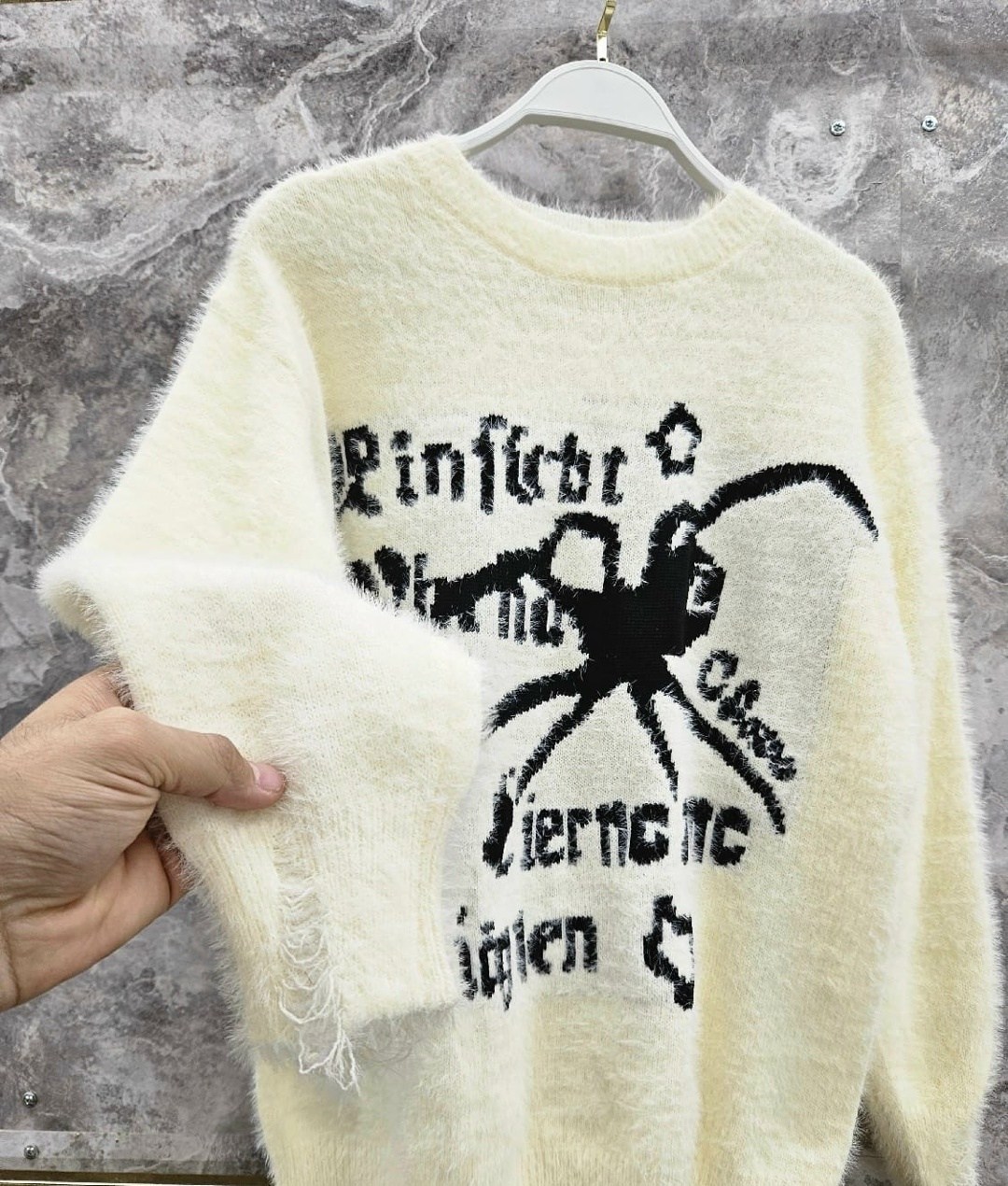 свитер с принтом,свитер,женский свитер,вязаные свитера женские,вязаные свитера