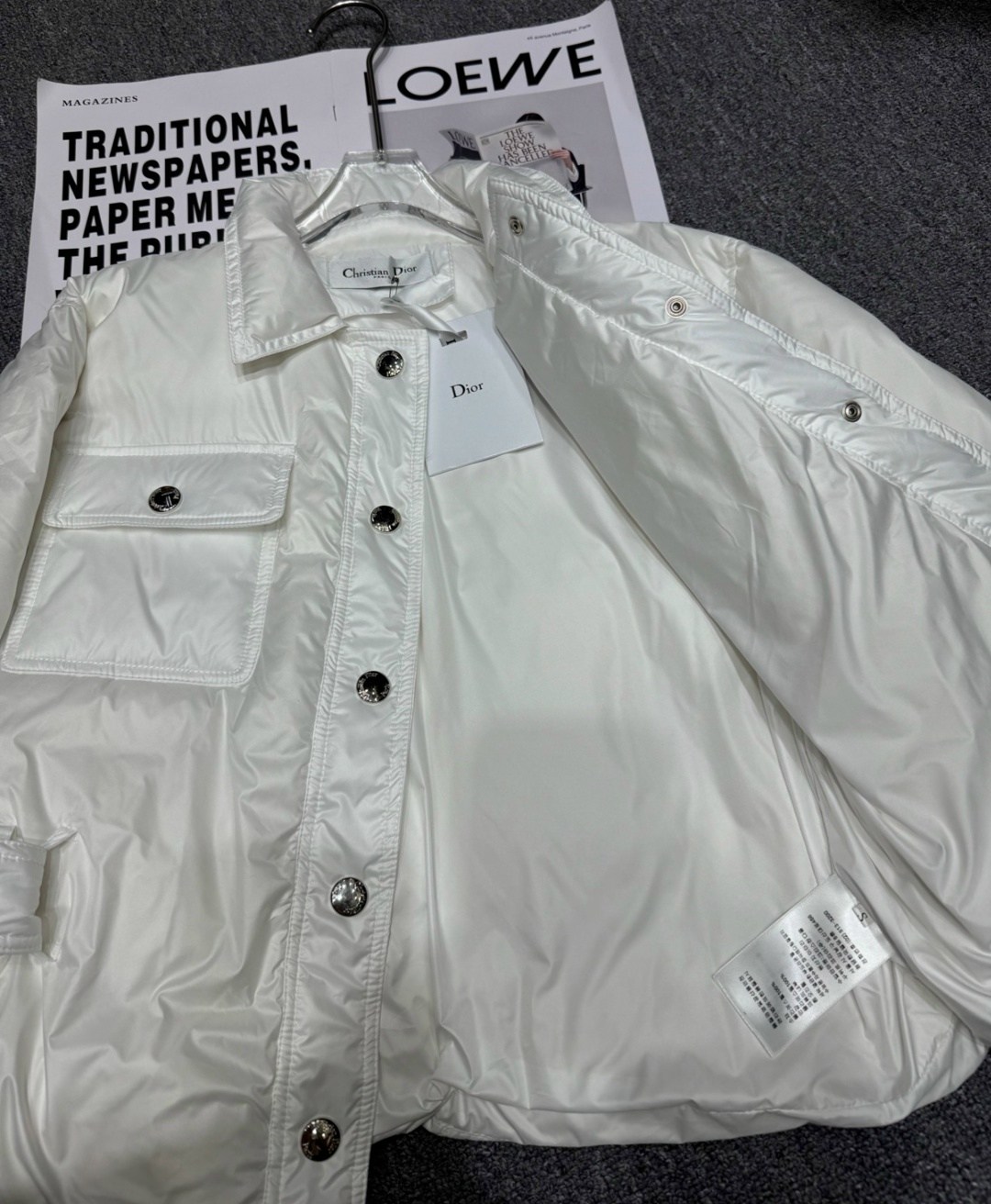 женская куртка,белая куртка с поясом,куртка с поясом,пуховик шанель женский,куртка