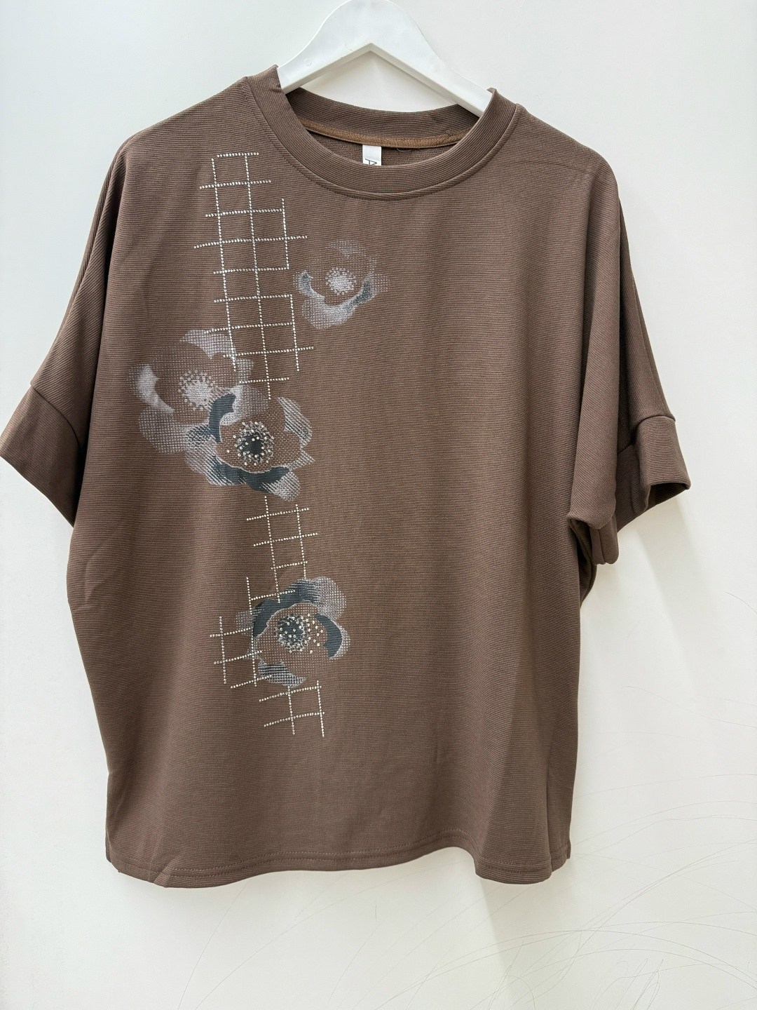 женская футболка,футболка,принт футболки,универсальные футболки