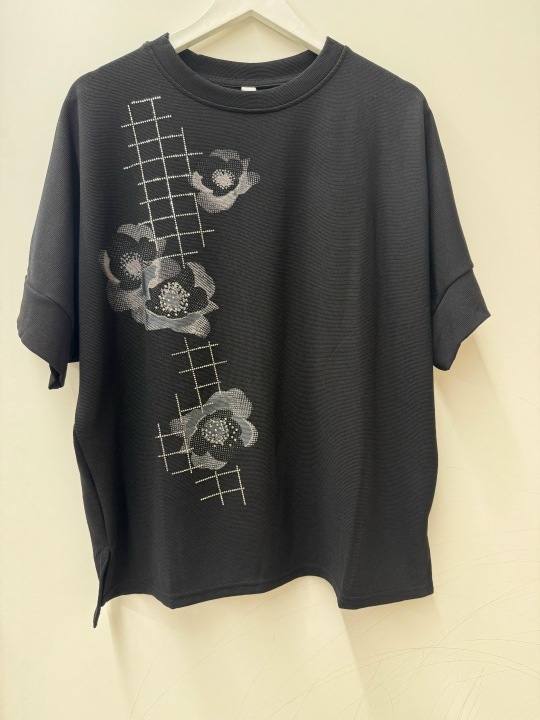 женская футболка,футболка,принт футболки,универсальные футболки