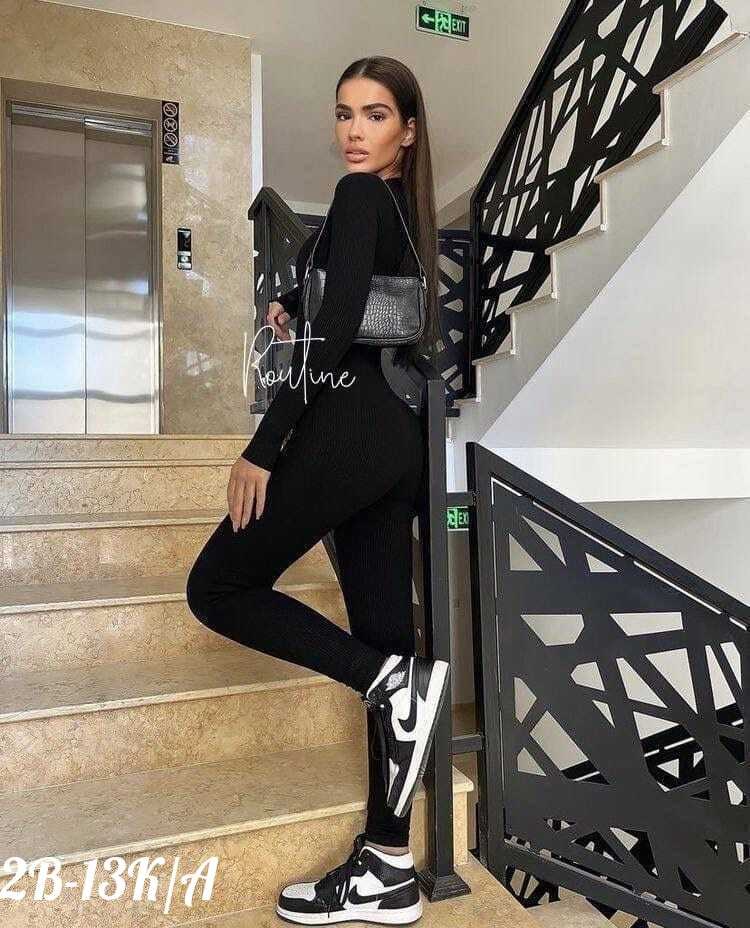 женские комбинезоны,комбинезон на флисе,стильный женский комбинезон,брючный комбинезон,обтягивающий комбинезон