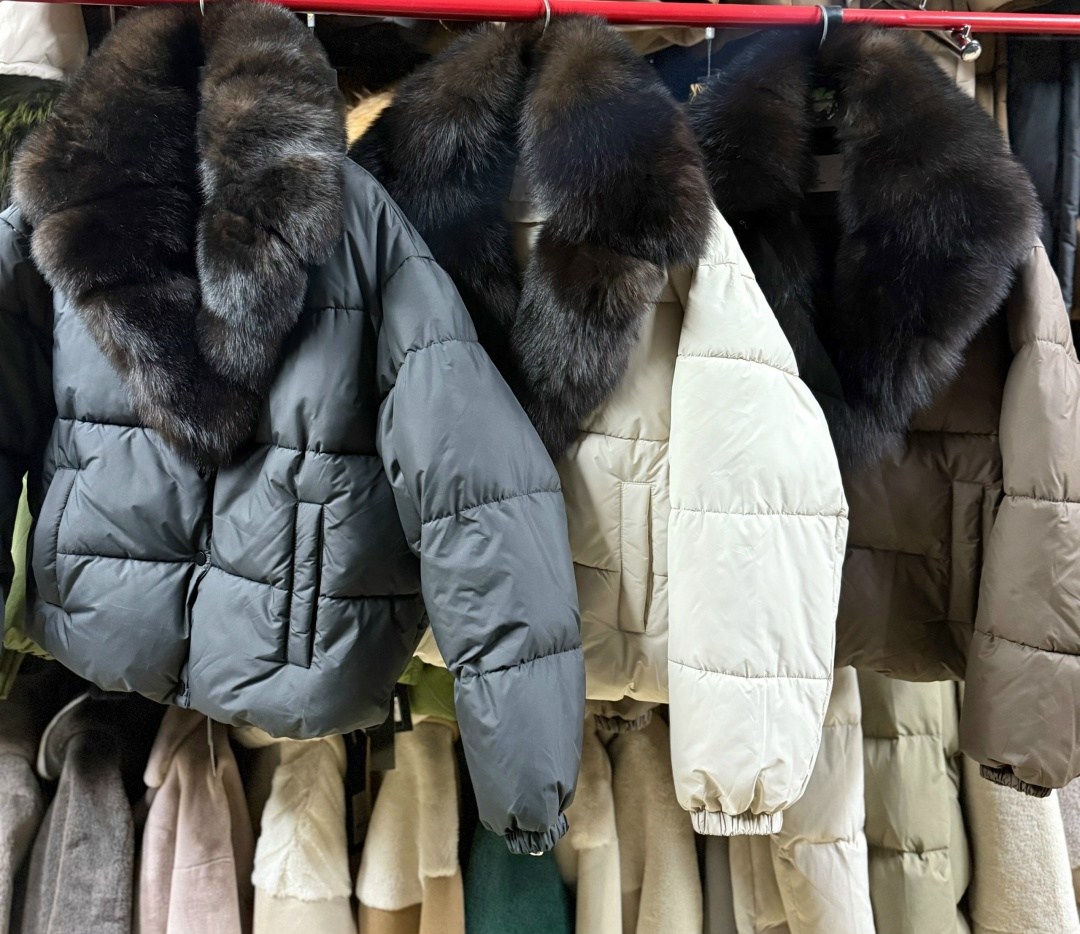 куртка пуховик с натуральным мехом женская,женское пальто с воротником из натурального лисьего меха, с гусиным пухом,женские пуховики с меховым воротником,пуховик женский натуральный мех,пуховик с нат