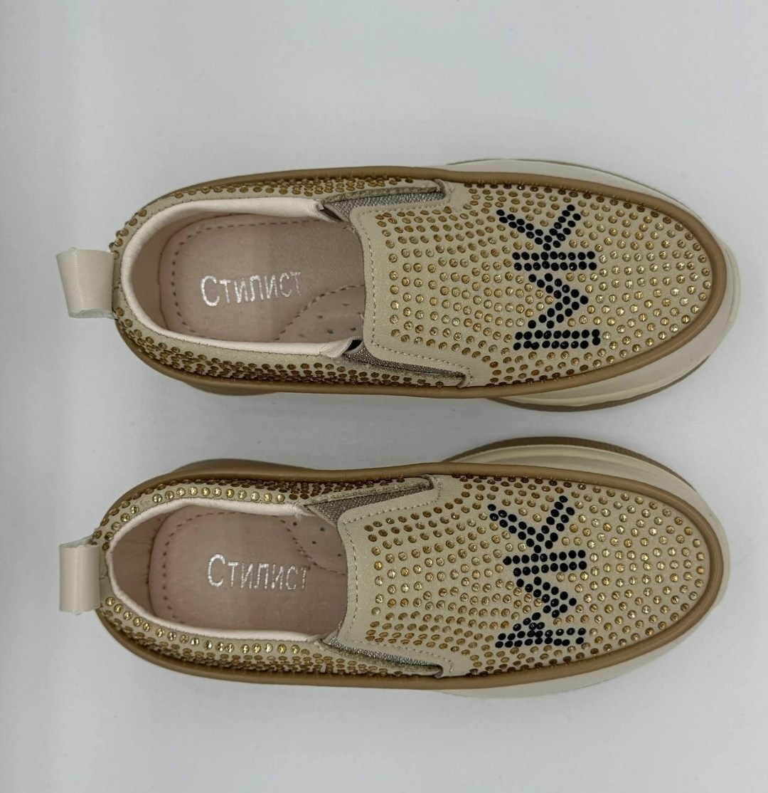 ,женская ,женские лоферы,модели обуви,брендовая