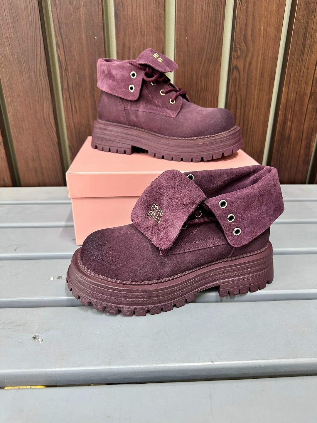 ботинки miu miu,ботинки женские miu miu,ботинки замшевые miu miu,ботинки miu miu шоколадные,ботинки зимние miu miu