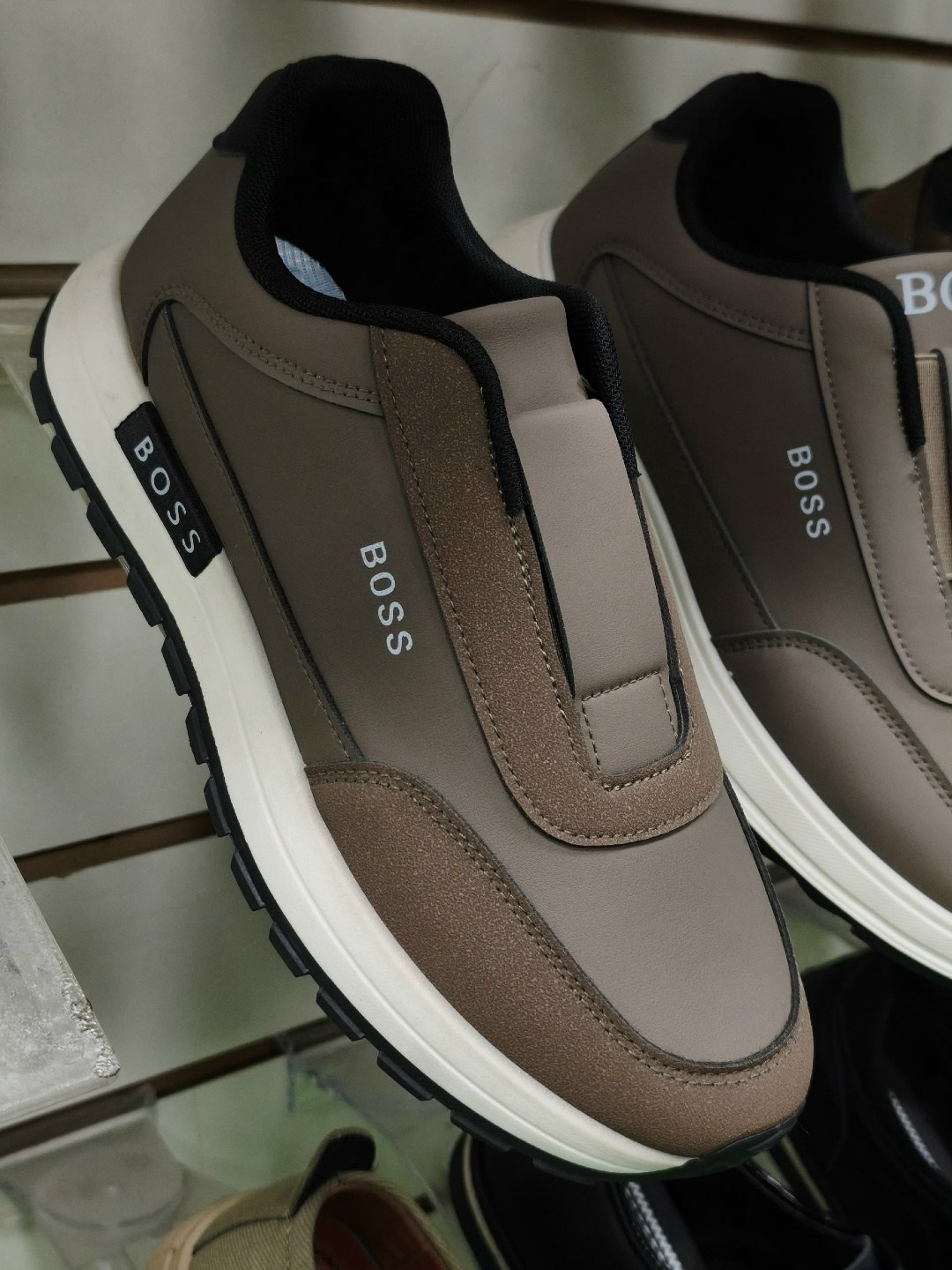 ,мужские кроссовки, повседневные,мужская ,кроссовки коричневые