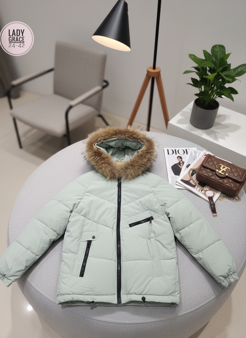 куртка женская зимняя с мехом енот премиум класса,куртка женская зимняя с мехом енот премиум класса зеленого цвета,зимняя куртка,куртка женская,куртка зимняя женская
