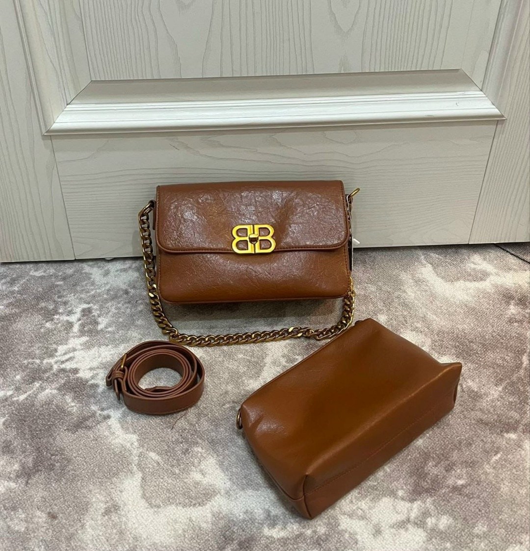 сумка balenciaga,сумка женская balenciaga,женская сумка,большая сумка через плечо через цепочку balenciaga,женская сумка кросс-боди