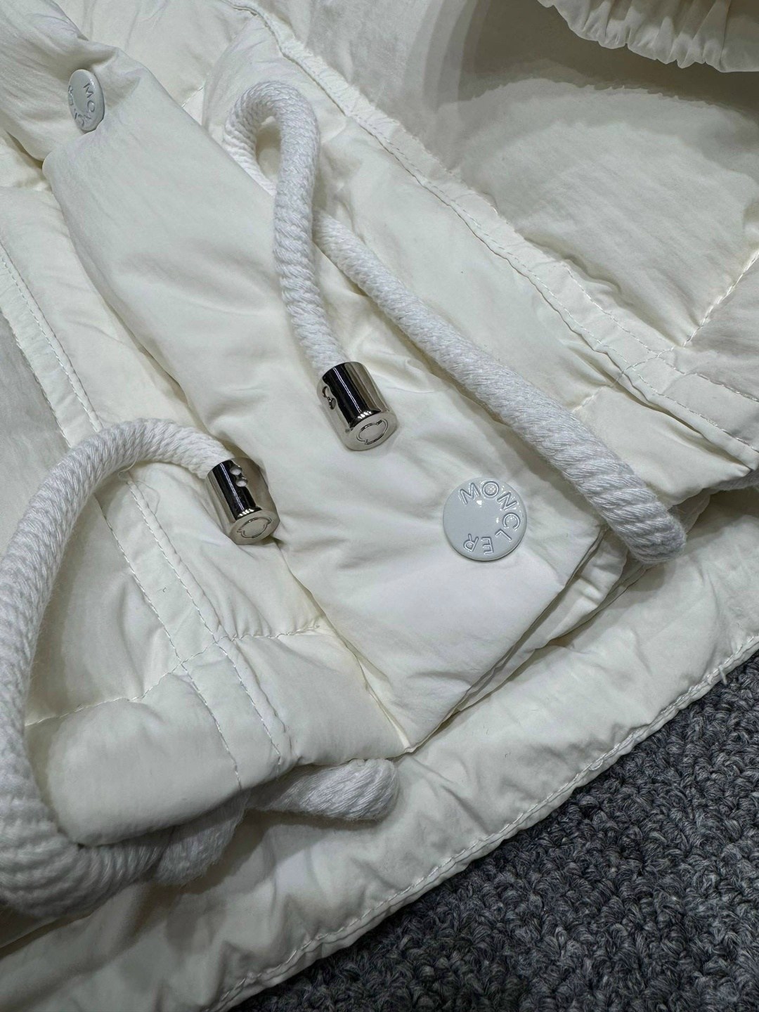 пуховик moncler,куртка монклер,пуховик moncler новый зимний пуховик,moncler куртка,moncler пуховик женский