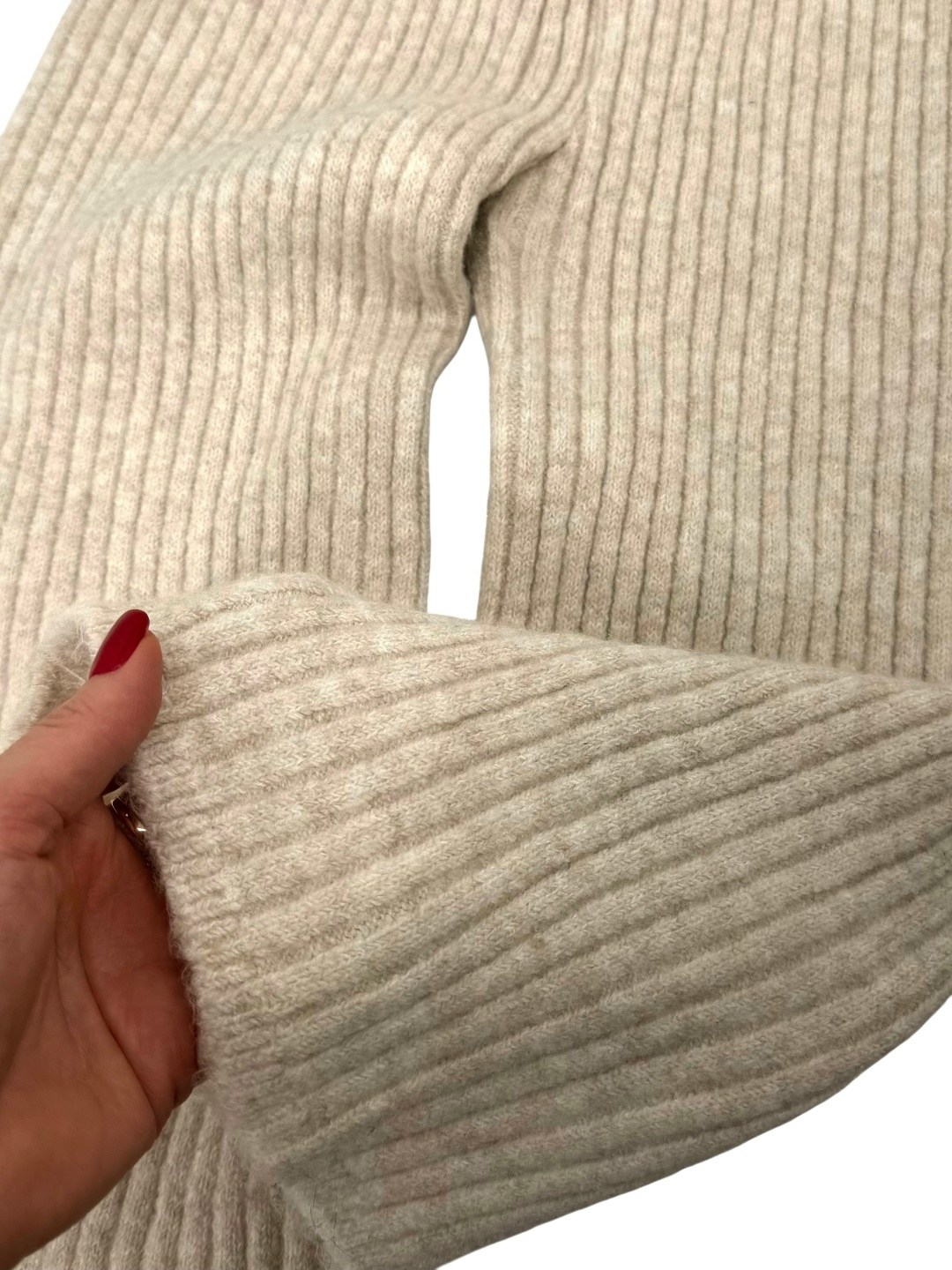 вязаные костюмы,костюм вязаный для девочки,костюм вязаный с брюками,одежда для девочек,костюм трикотажный для девочки