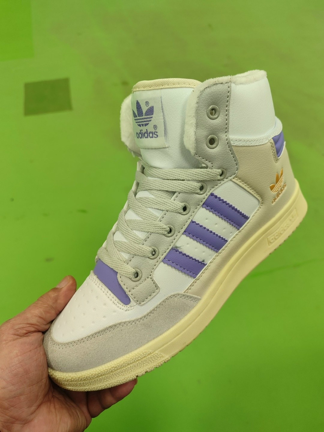кроссовки adidas,кроссовки adidas original,зимние кроссовки adidas hoops 2.0 mid белые,кроссовки зимние adidas,adidas original