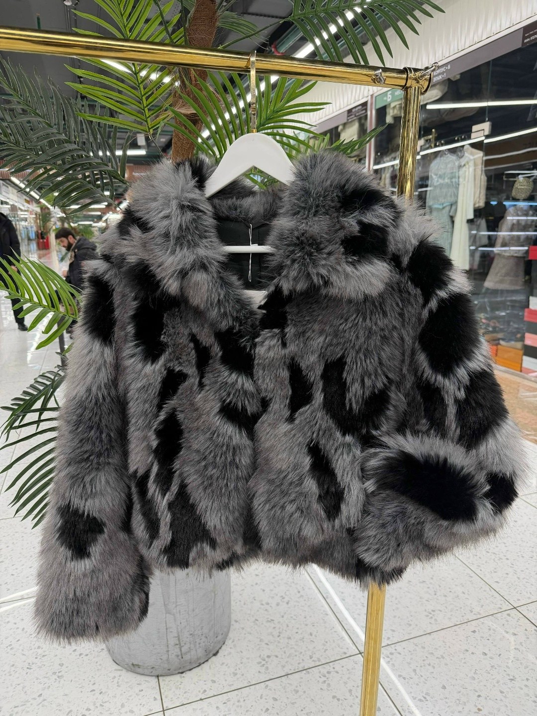 меховая куртка,женская шуба,шуба из натурального меха,меховое пальто,куртка из искусственного меха